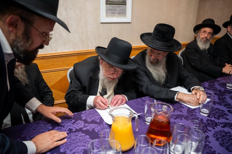 מאיר זלזניק ודניאל נפוסי