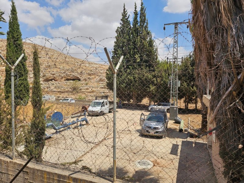 באדיבות המצלם