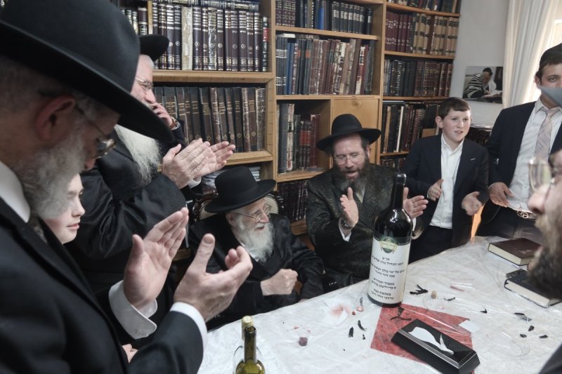 באדיבות המצלם