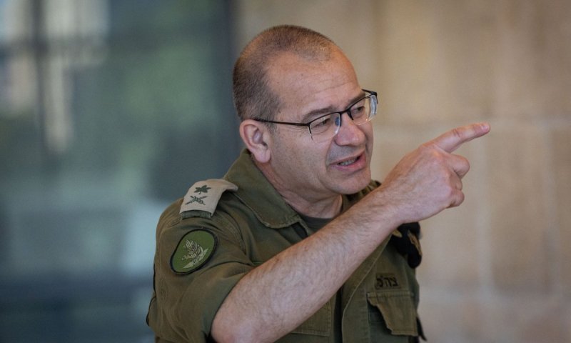 היועמשית מבקשת להגיש לשופטים מידע שגופמן הסתיר מבית המשפט 