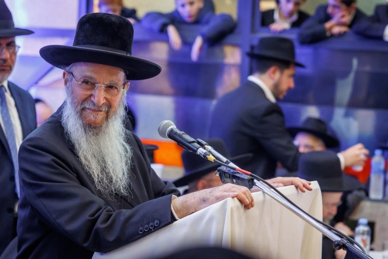 דניאל נפוסי ומאיר זלזניק