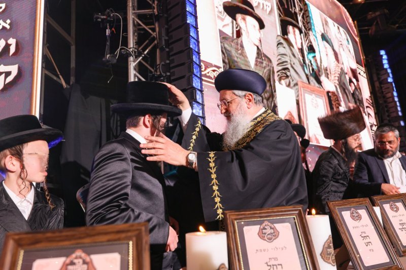 יעקב נחומי וא. אייזנבאך
