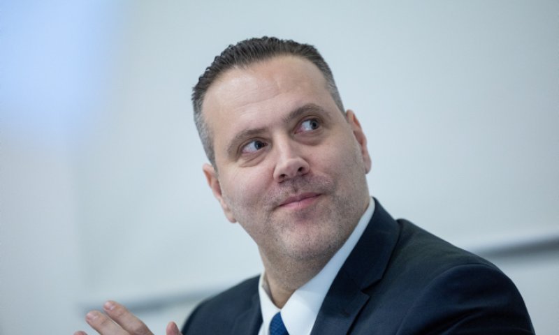 לאחר החקירה אתמול - השר מיקי זוהר ייחקר שוב ביום חמישי