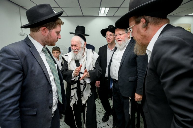 מנדי רוט, דברי חמד