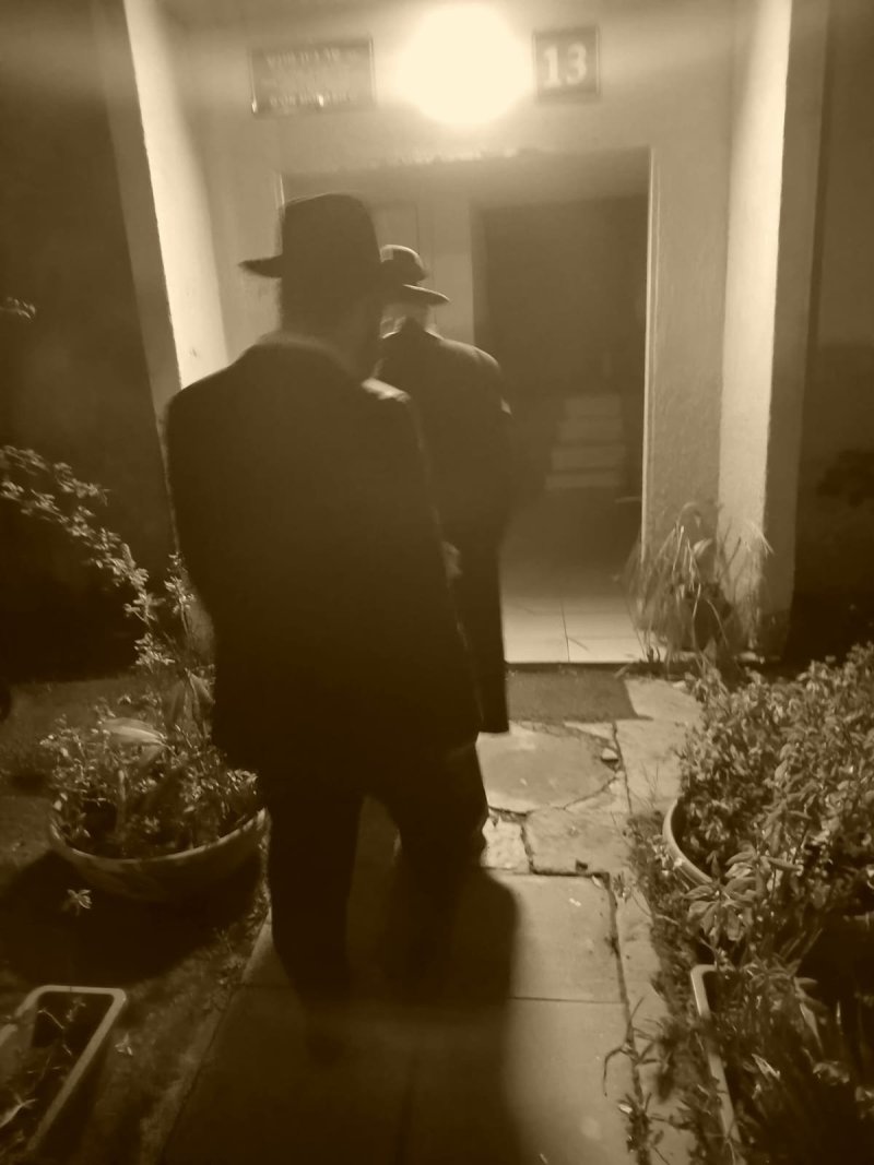 באדיבות המצלם