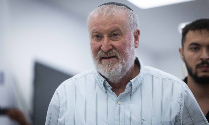 "הגישו כתב אישום כדי להחליף שלטון": העימות החריף בעדות מנדלבליט