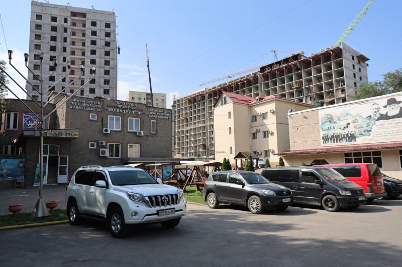 מרדכי לובעצקי