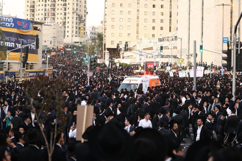 דניאל נפוסי ודוד מנדלסון