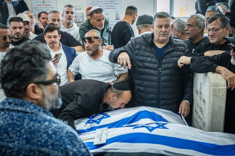 יונתן זינדל, פלאש 90