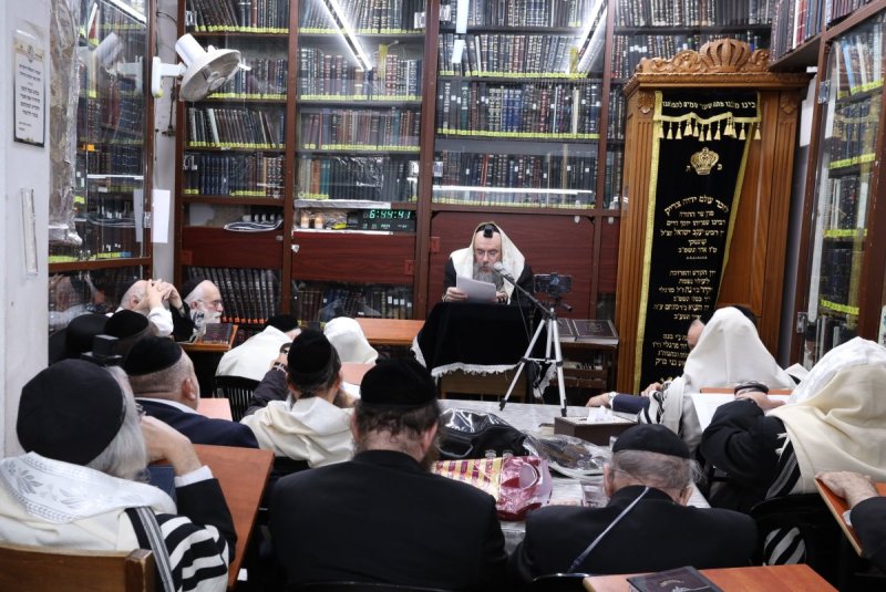 באדיבות המצלם