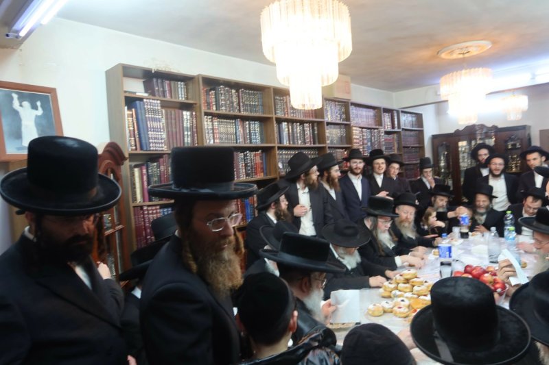 באדיבות המצלם