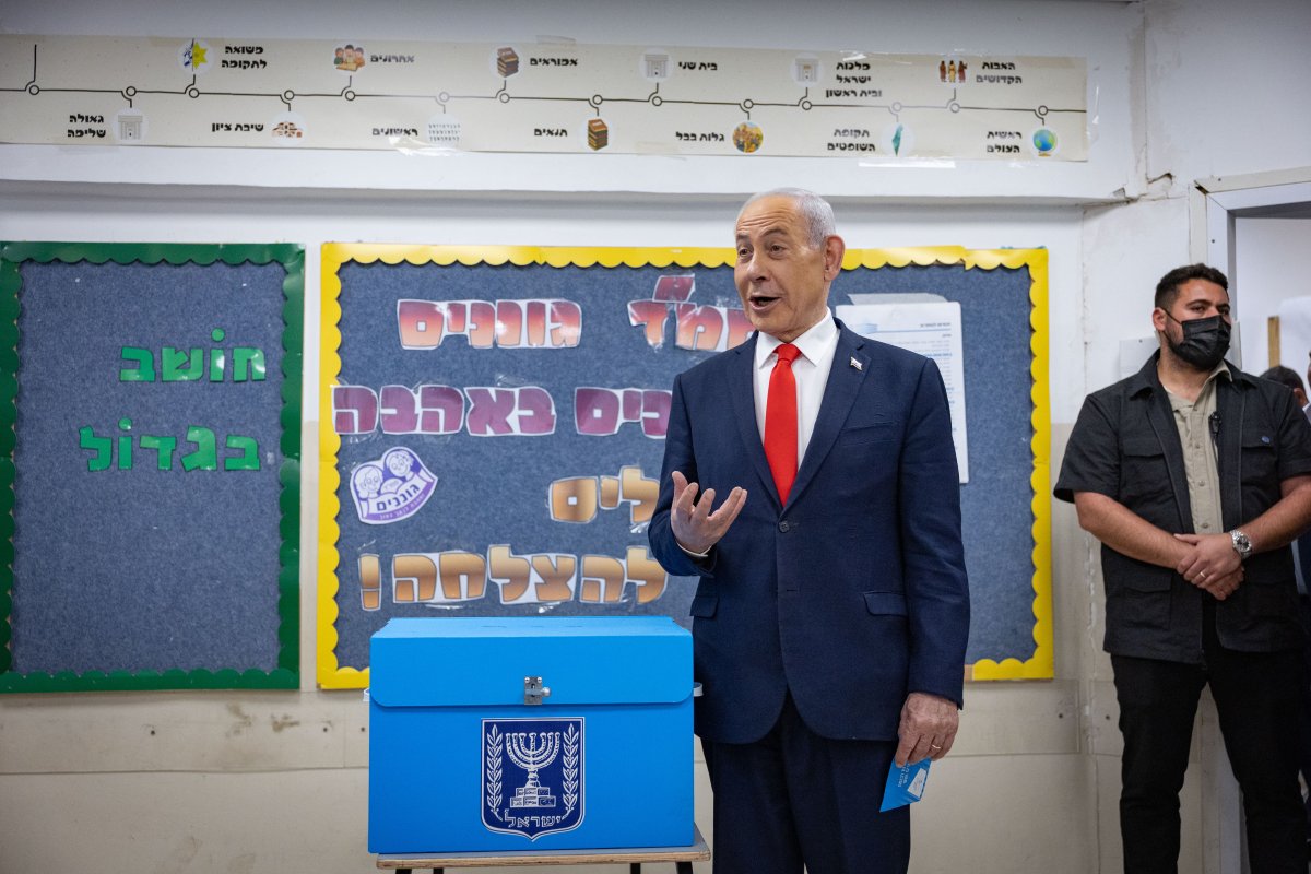 צלמי פלאש 90