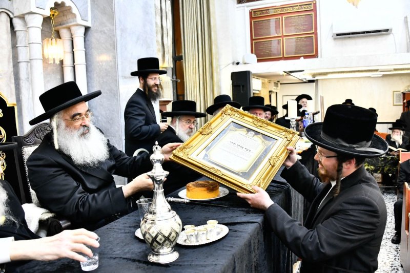 שוקי לרר