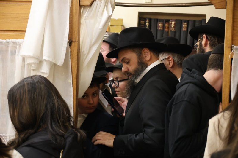 מרדכי לובעצקי