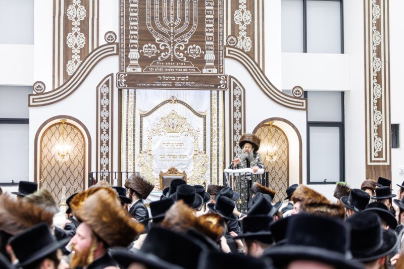 האחים לאנטשעווסקי ואייזיק ג.