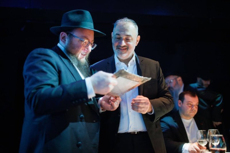 דמיטרי לובאייב