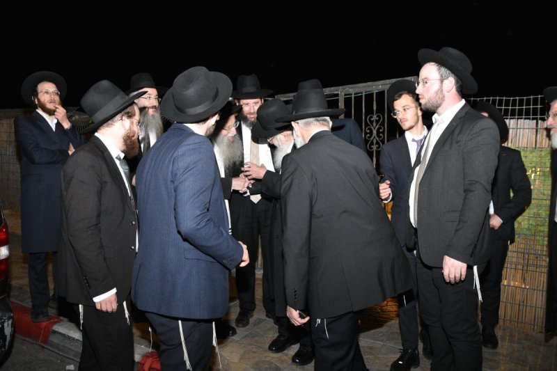 באדיבות המצלם