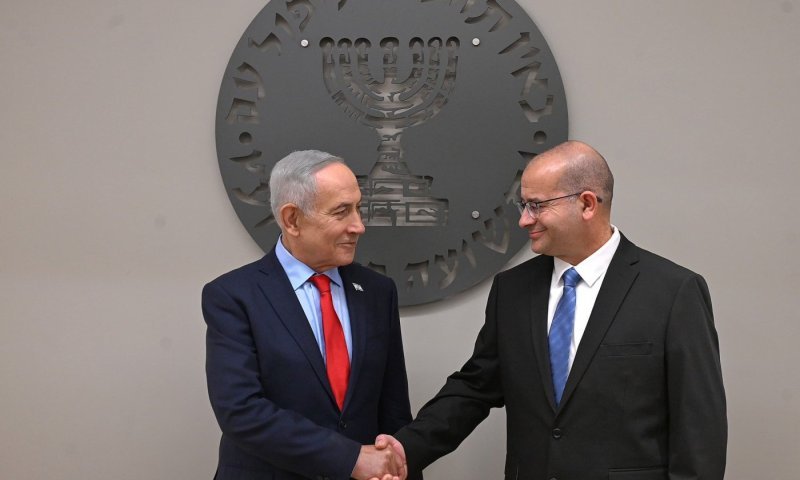 לאחר מינויו של גופמן: לשכת רה"מ נותרה ללא מזכיר צבאי קבוע