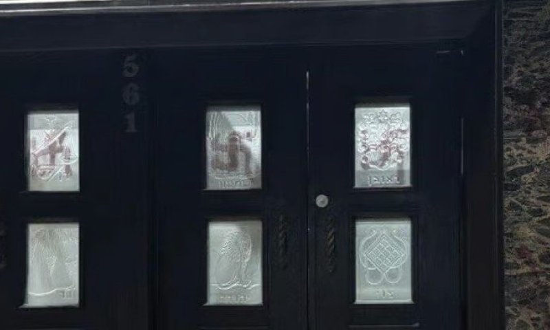 "לא נפחד": בית הכנסת בקנדה הושחת בכתובות נאצה, כך הגיבו המתפללים