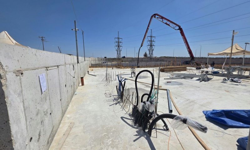 צו הריסה למתחם הענק שהוקם על קבר הרב עמוס גואטה זצ"ל