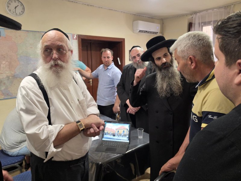 באדיבות המצלם