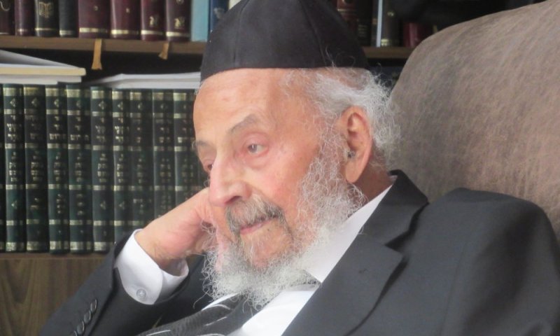זקן ויושב בישיבה: רבי יהודה שרעבי זצ"ל שהיה ממקימי רכסים