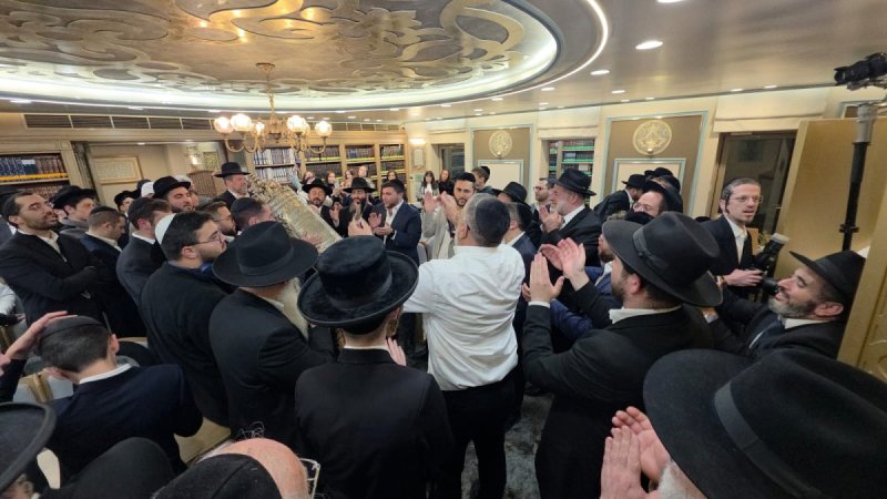 באדיבות המצלם