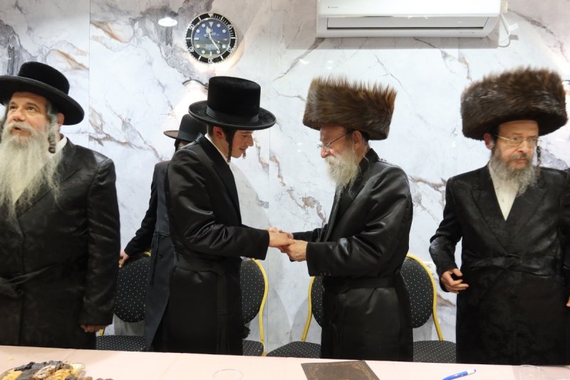 א. שטול