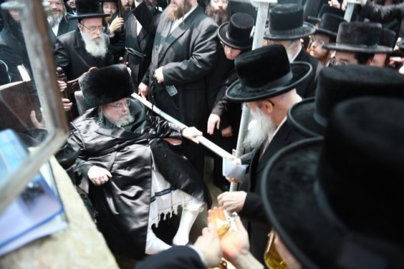 אנשיל בעק וא.מ.ש