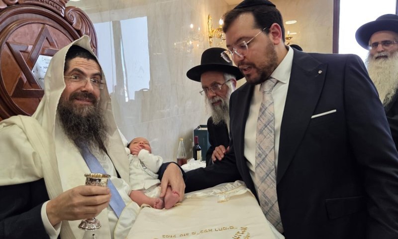  נתרפאה המשפחה: ברית לנינו של הגר"ר מאזוז זצ"ל
