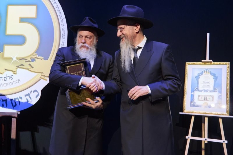 דמיטרי לובאייב