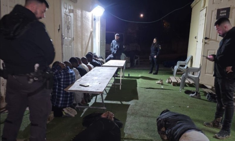 נשקים מאולתרים נתפסו בתוך גן ילדים: 11 שב"חים נעצרו