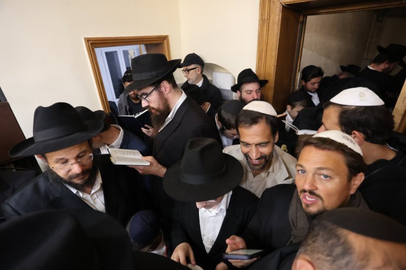 מרדכי לובעצקי