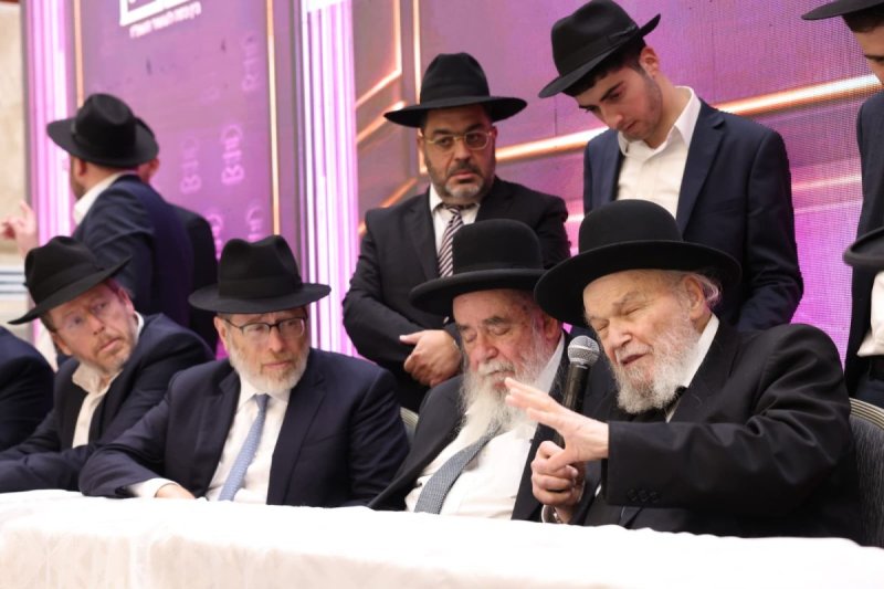יעקב נחומי, שמוליק קורלנסקי ואלעזר פיינשטיין