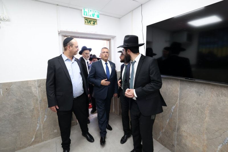 קובי הר צבי