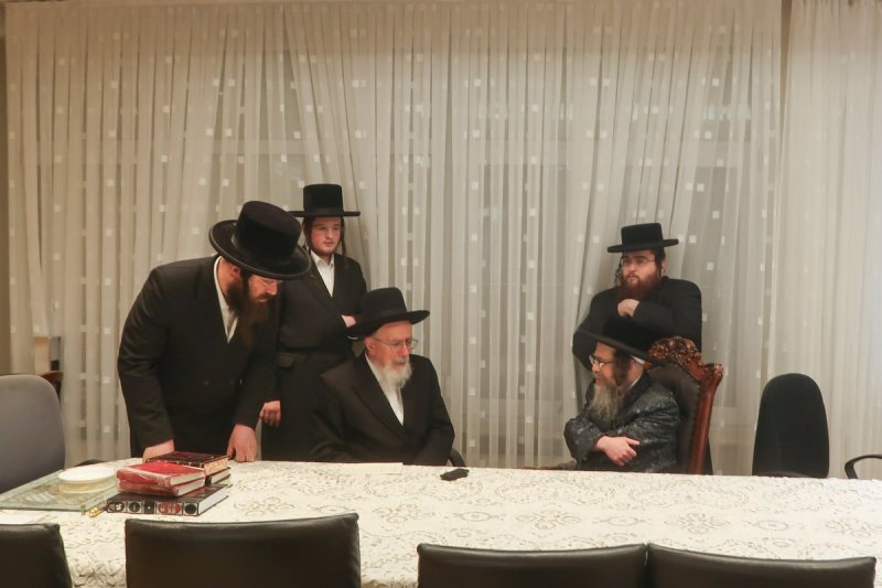 משה קאהן ומ.א. נוימן