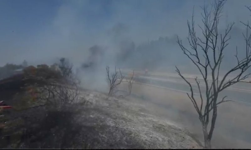 שריפה באזור בן שמן: כבישים 1 ו-6 נחסמו, ונפתחו מחדש