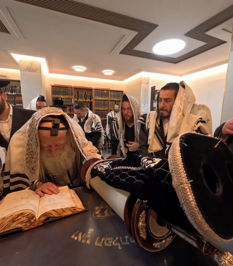 באדיבות המצלם