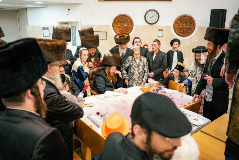 באדיבות המצלם