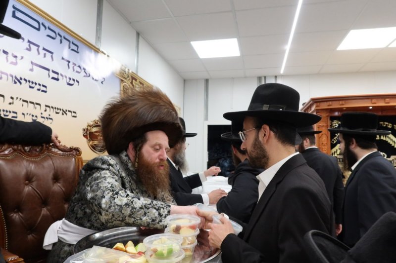 באדיבות המצלם