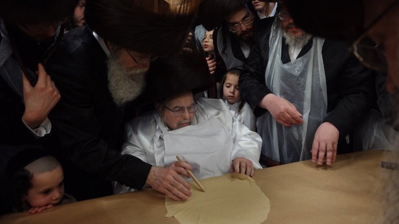 אנשיל בעק וא.מ.ש