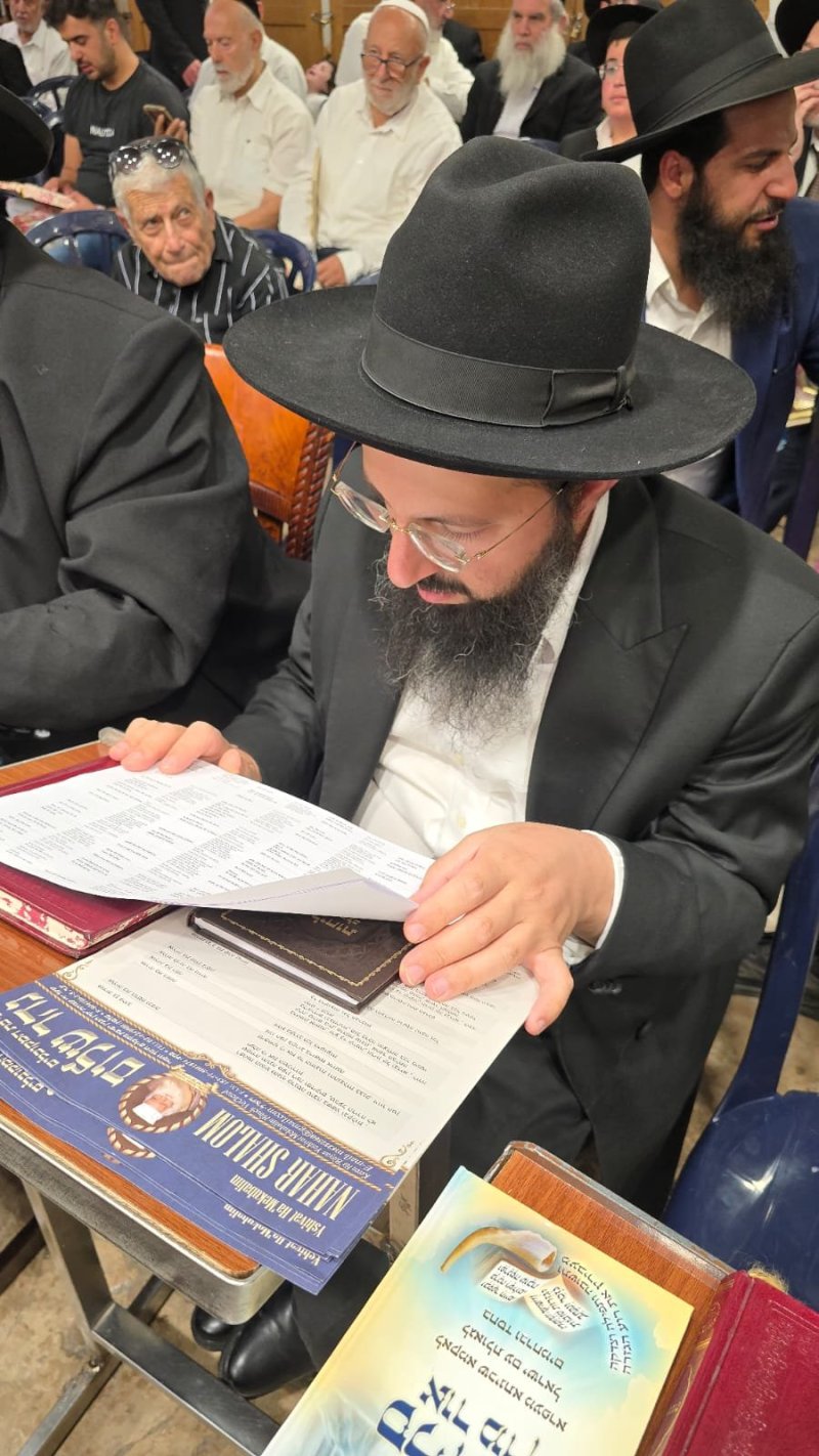 באדיבות המצלם