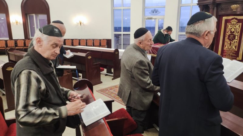 באדיבות המצלם