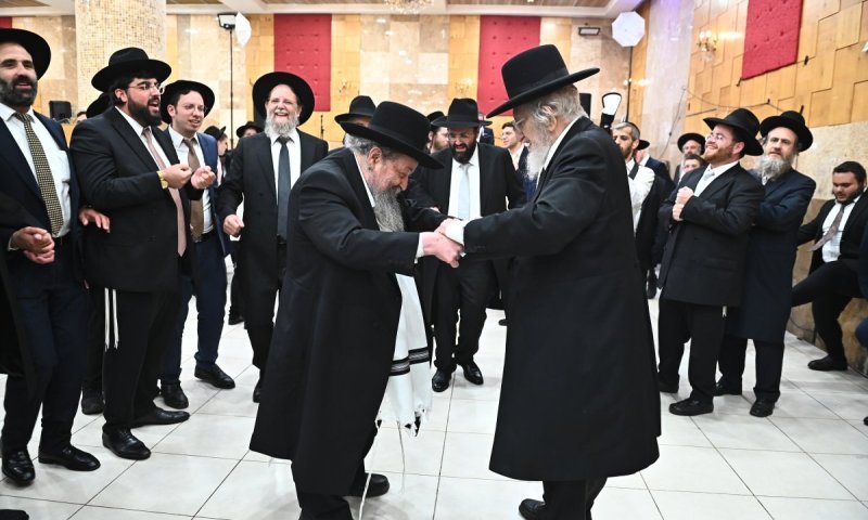 שמחת עולם הישיבות: נכד הגר"א לוי התחתן עם נכדת הגרד"י שפירא