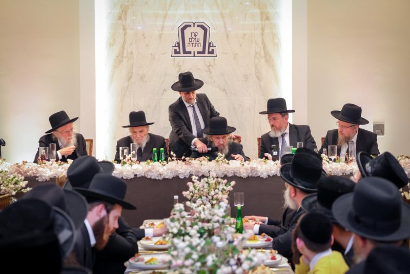 דניאל נפוסי ומאיר זלזניק