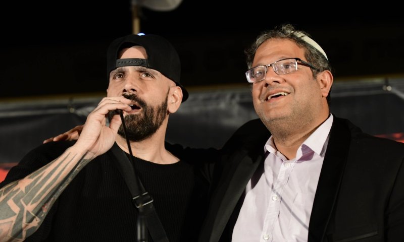 בעקבות תחקיר "הארץ": פעיל הימין יואב אליאסי הושעה מהמשטרה