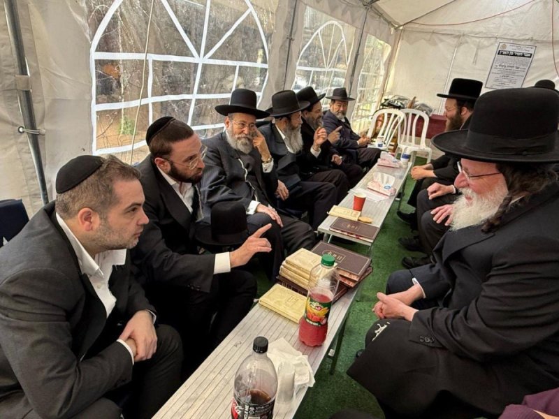 באדיבות המצלם