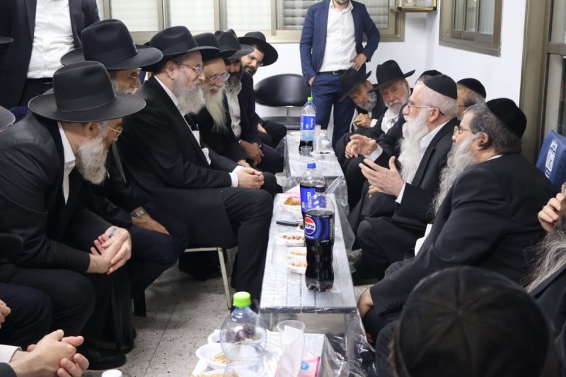 באדיבות המצלם