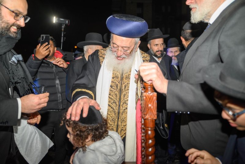 באדיבות המצלם