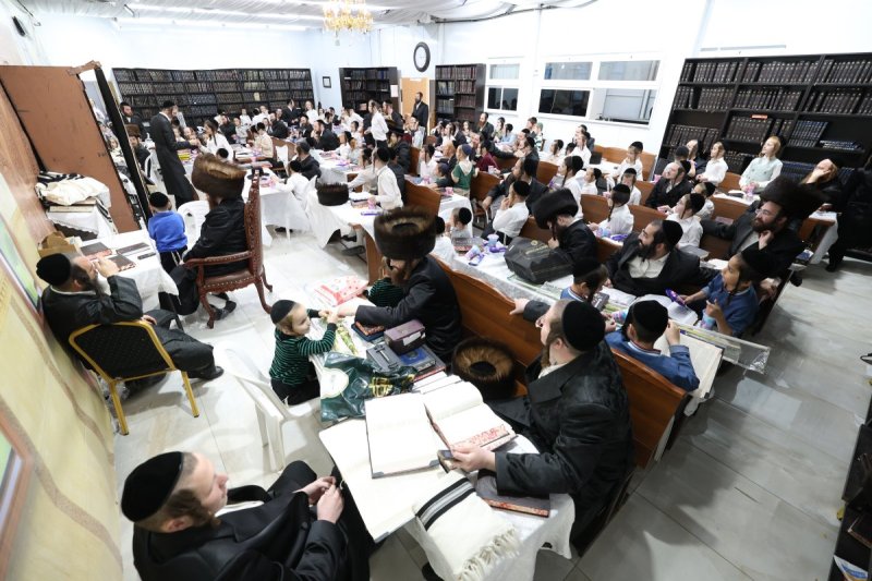 באדיבות המצלם